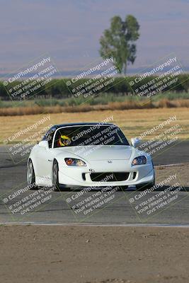 media/Sep-17-2023-Speed Ventures (Sun) [[7e780ba612]]/Green/Session 1 (Grapevine)/